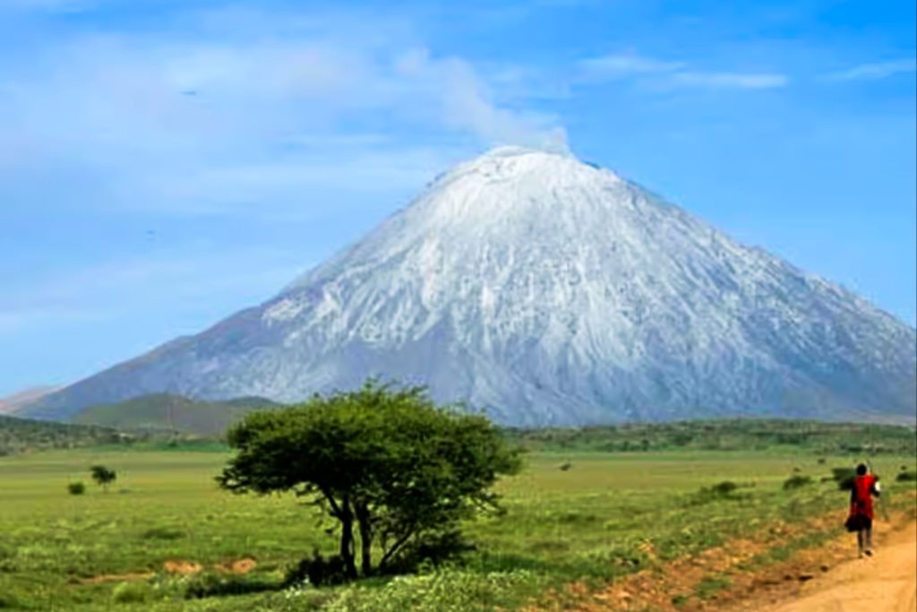 oldonyo lengai volcano hike vistazanzibar tours